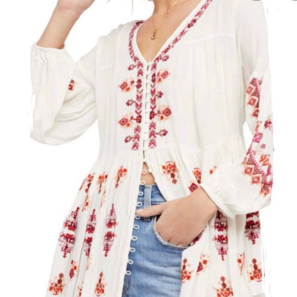 Free People- Ariana Tunic in White - Picture 4 of 9